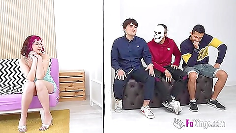 She's going to give me a good blowjob