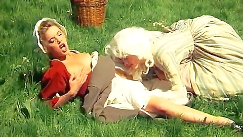 Sexy foot worship byreless