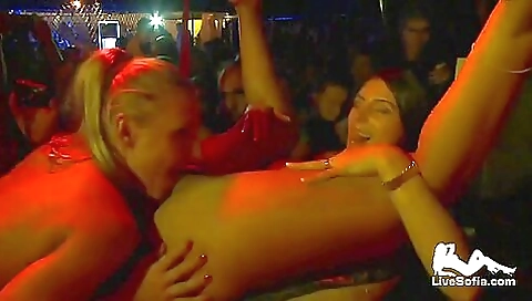 Hawt sweetheart's pussy in whippedass video