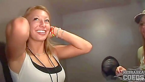 Mas choos with a sexy body